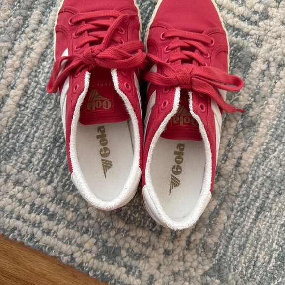 Red sneakers - Picture 2 of 3